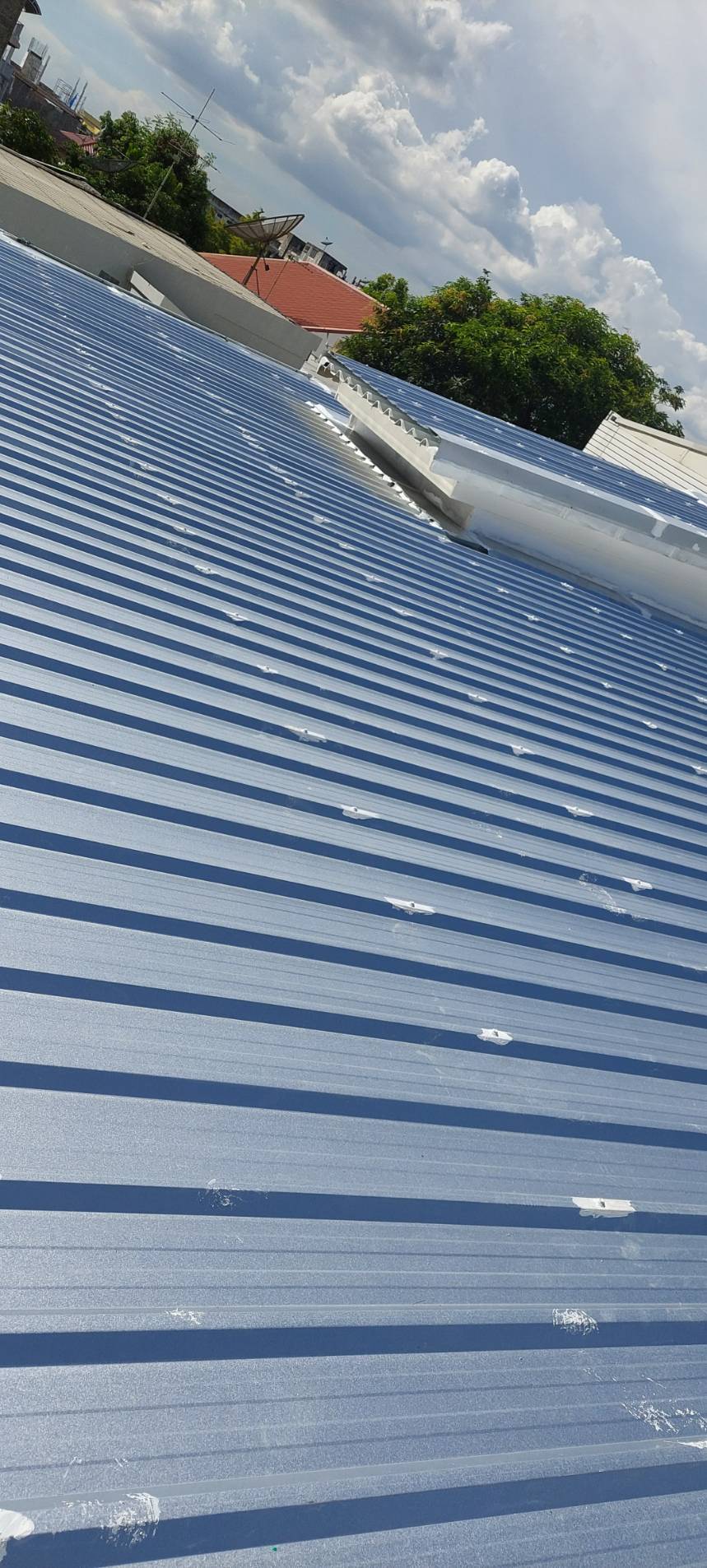 19 - https://หลังคาวิเชียร.com | หลังคาวิเชียร-บริการซ่อมแก้ไขปัญหาหลังคารั่วแบบเร่งด่วน หลังคาบ้าน หลังคาโรงงาน หลังคาออฟฟิศ กระเบื้องแตกร้าว น้ำซึม น้ำรั่ว ผนังซึม ดาดฟ้าซึม