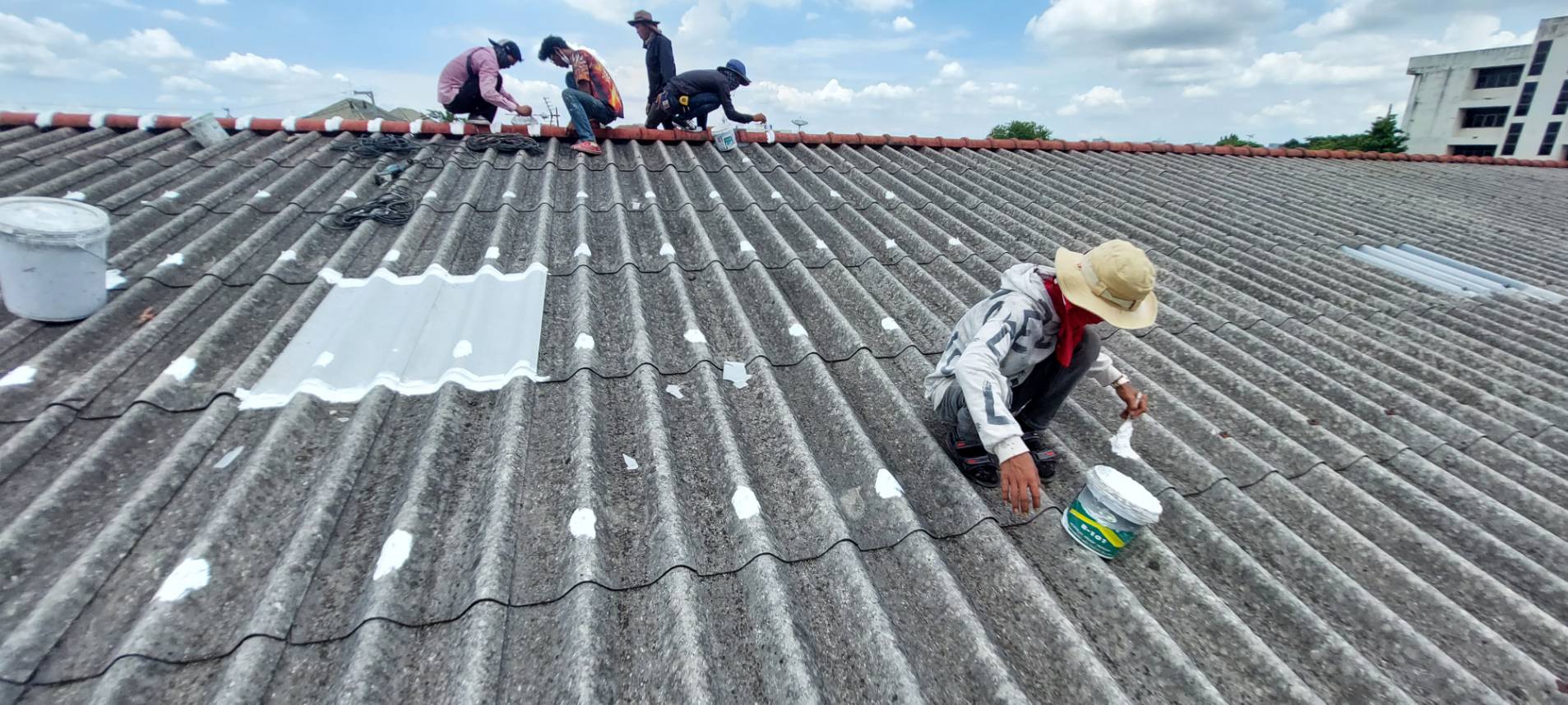 2 - https://หลังคาวิเชียร.com | หลังคาวิเชียร-บริการซ่อมแก้ไขปัญหาหลังคารั่วแบบเร่งด่วน หลังคาบ้าน หลังคาโรงงาน หลังคาออฟฟิศ กระเบื้องแตกร้าว น้ำซึม น้ำรั่ว ผนังซึม ดาดฟ้าซึม